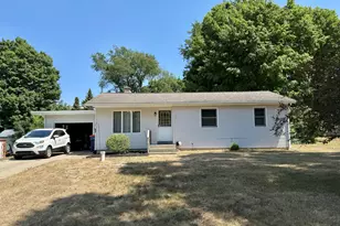 751 Coolidge Ave, Holland, MI 49423 - Photo 1