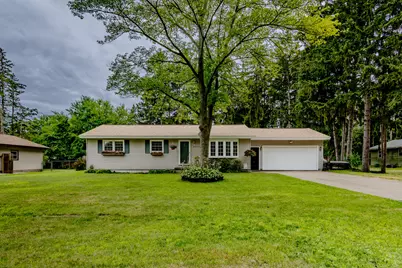 4027 Le Clare St, Muskegon, MI 49444 - Photo 1