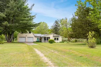 4337 S Chestnut Avenue, Newaygo, MI 49337 - Photo 1