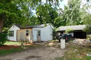 15962 River St, White Pigeon, MI 49099 - Photo 1