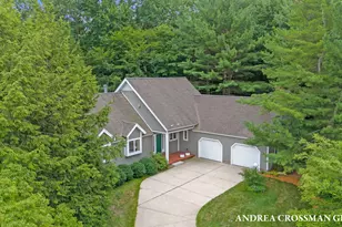 17220 Quail Creek Dr, Spring Lake, MI 49456 - Photo 1