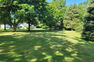 2925 Maple Ave, Kalamazoo, MI 49048 - Photo 1