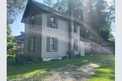 188 S East Street, Freeport, MI 49325 - Photo 1