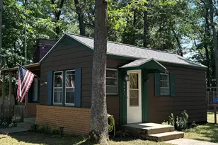 8027 W Hemlock Ave, Baldwin, MI 49304 - Photo 1