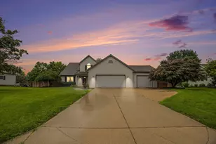 2460 Meadow Dr, Zeeland, MI 49464 - Photo 1