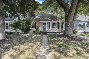 2138 Riverside Dr NE, Grand Rapids, MI 49505 - Photo 1