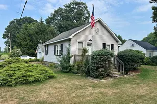 1487 S Dangl Rd, Muskegon, MI 49442 - Photo 1