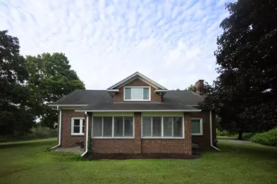 5696 E W Avenue, Vicksburg, MI 49097 - Photo 1