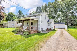 113 Park, Litchfield, MI 49252 - Photo 1