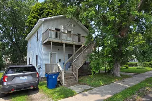 264 6th Ave, Manistee, MI 49660 - Photo 1