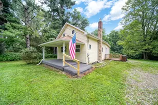 345 Woodland Ave, Jackson, MI 49203 - Photo 1