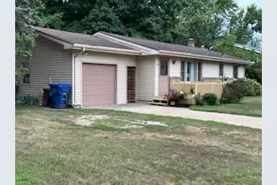 646 Waverly Drive, Benton Harbor, MI 49022 - Photo 1