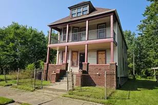 13471 Anglin St, Hamtramck, MI 48212 - Photo 1