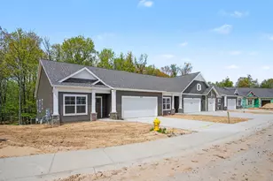 2827 W Cobblestone Ct. SE, Kentwood, MI 49512 - Photo 1