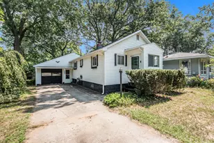 640 West St, Muskegon, MI 49442 - Photo 1