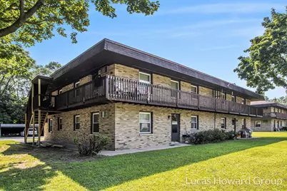 1826/1818 Sunnyside Drive, Kalamazoo, MI 49048 - Photo 1