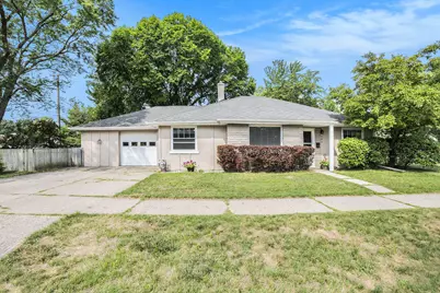 705 S Griffin Street, Grand Haven, MI 49417 - Photo 1