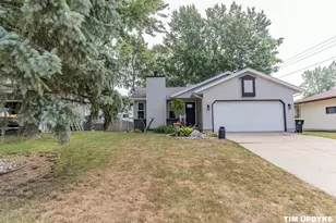 556 Clinton Ave NW, Walker, MI 49534 - Photo 1