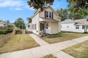 408 E Danaher St, Ludington, MI 49431 - Photo 1