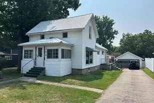 1104 Jordan Lake St, Lake Odessa, MI 48849 - Photo 1