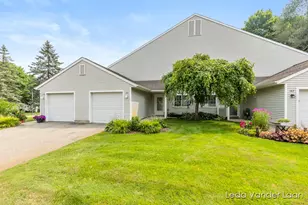 171 Hunters Ln NE, Rockford, MI 49341 - Photo 1