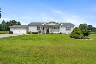 1132 Azalea Dr, Jackson, MI 49201 - Photo 1