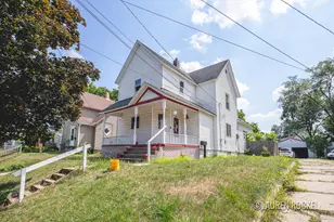 126 Page St NE, Grand Rapids, MI 49505 - Photo 1