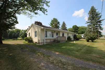 4887 S Green Avenue, Fremont, MI 49412 - Photo 1