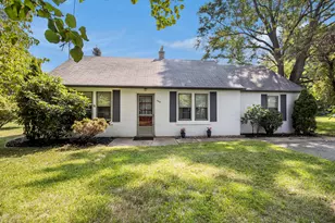 120 N Harris St, Paw Paw, MI 49079 - Photo 1