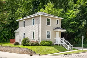 219 E Lincoln Ave, Ionia, MI 48846 - Photo 1