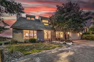 300 Marquette Dr, New Buffalo, MI 49117 - Photo 1