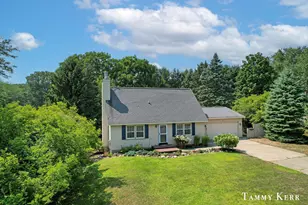 98 Algonquin Ave, Holland, MI 49424 - Photo 1