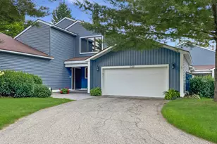 142 N Shore Dr W, Cadillac, MI 49601 - Photo 1