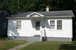 1152 Jennings Ave, Benton Harbor, MI 49022 - Photo 1