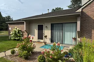 312 Spring Brooke Dr, Brighton, MI 48116 - Photo 1