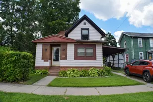 902 Backus St, Jackson, MI 49202 - Photo 1
