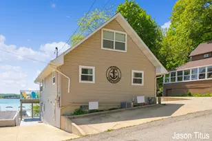 4610 Hilltop Dr, Caledonia, MI 49316 - Photo 1