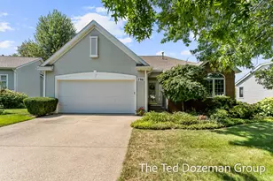 796 Holly Creek Dr, Holland, MI 49423 - Photo 1