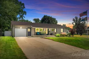 184 Anderson St, Sparta, MI 49345 - Photo 1