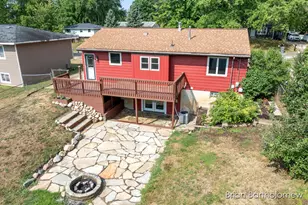 506 Clayton Ave NW, Grand Rapids, MI 49534 - Photo 1