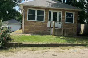 2110 Sunnyside Ct, Jackson, MI 49203 - Photo 1