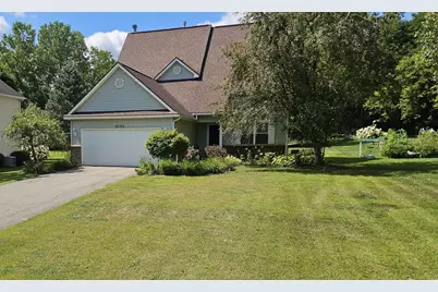 9594 N Bass Court, Pinckney, MI 48169 - Photo 1