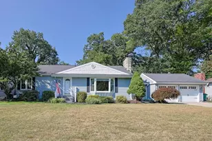 765 Plymouth Dr, Muskegon, MI 49445 - Photo 1