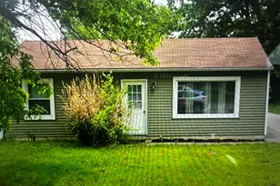 101 76th St SE, Grand Rapids, MI 49508 - Photo 1