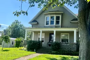 9195 E Market Rd, Pittsford, MI 49271 - Photo 1