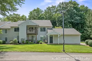 226 Hunters Ln NE, Rockford, MI 49341 - Photo 1