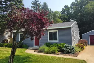 3840 Boone Ave SW, Wyoming, MI 49519 - Photo 1