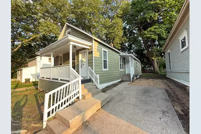 899 W Southern Avenue, Muskegon, MI 49441 - Photo 1
