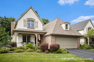 21 Peartree Ln NE, Grand Rapids, MI 49546 - Photo 1