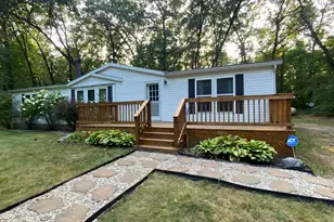 9311 N Maple Hill Rd, Howard City, MI 49329 - Photo 1